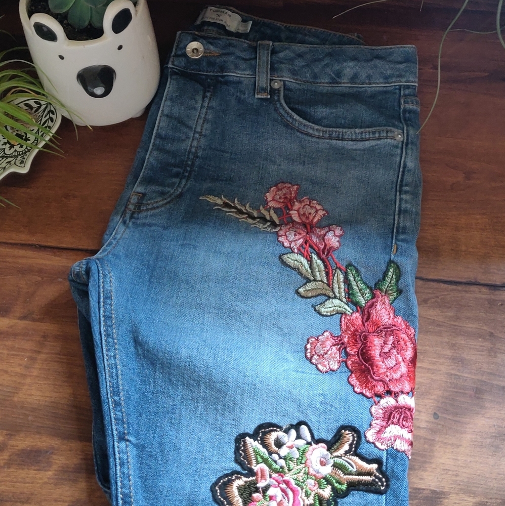 Topman Embroidered Floral Cutoff Shorts